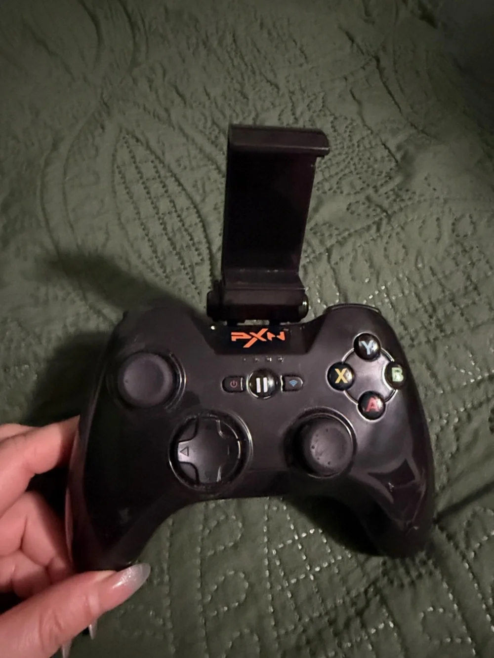 Wireless Game Controller with Phone Mount - Black